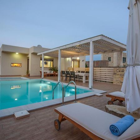 Golden Sky Villa Камиларион Экстерьер фото