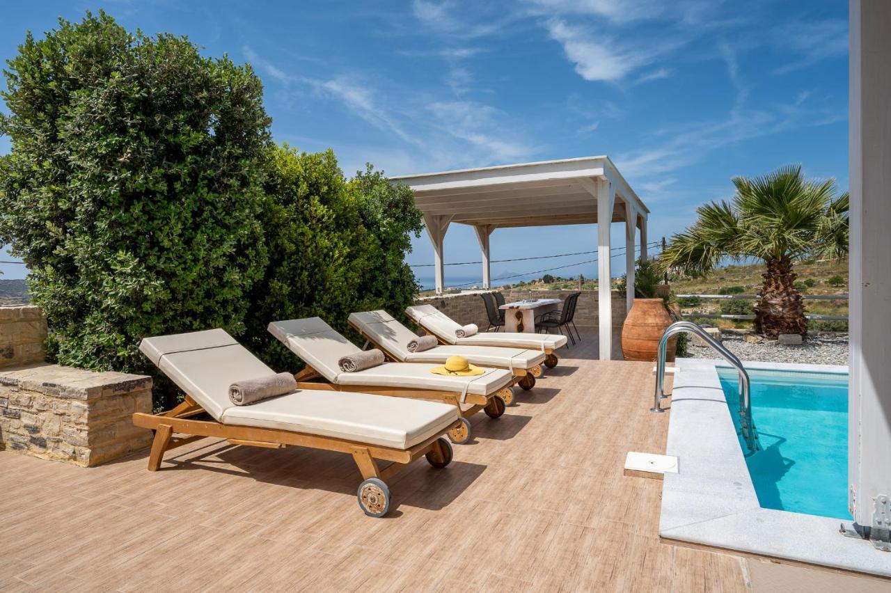 Golden Sky Villa Камиларион Экстерьер фото