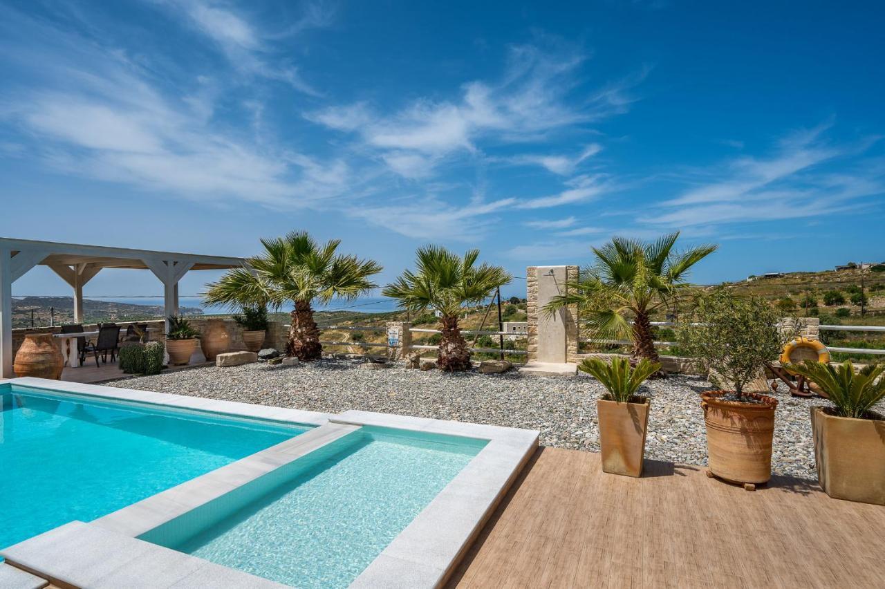 Golden Sky Villa Камиларион Экстерьер фото
