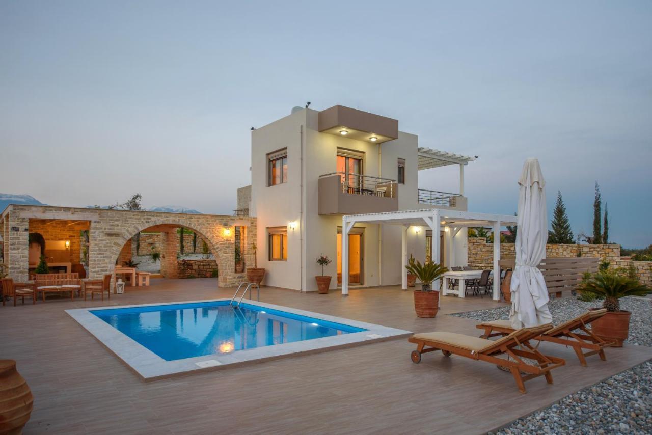 Golden Sky Villa Камиларион Экстерьер фото