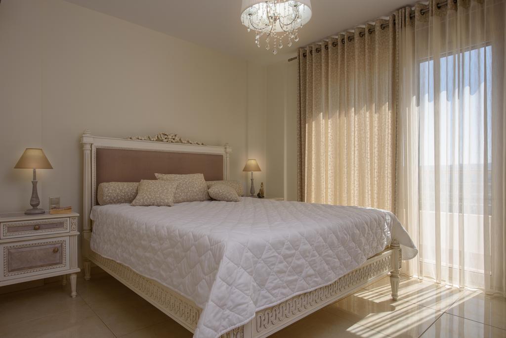 Golden Sky Villa Камиларион Экстерьер фото